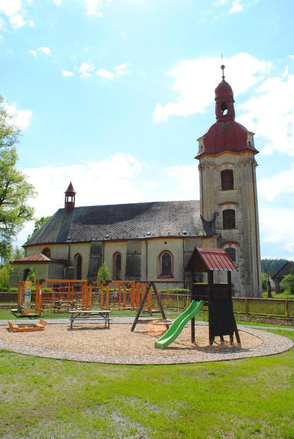 Penzion Na Fare Dubenec Экстерьер фото